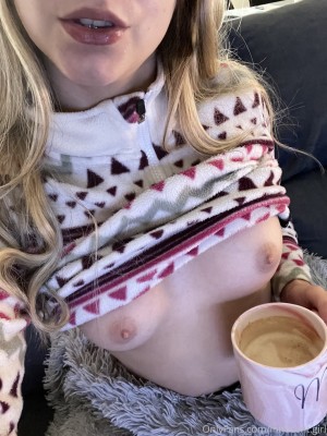 Miaqueenof Photo #67