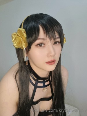 krystalwang99 Photo #122