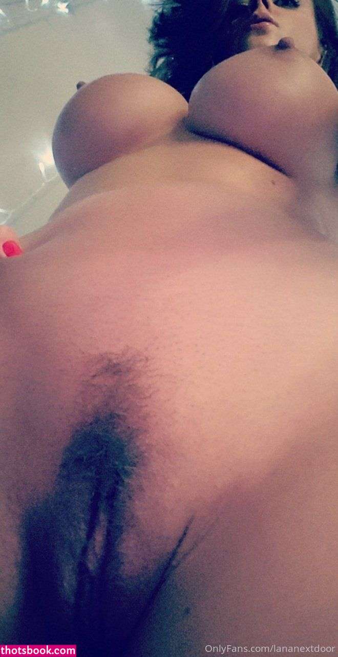 Lana Next Door Photo #21