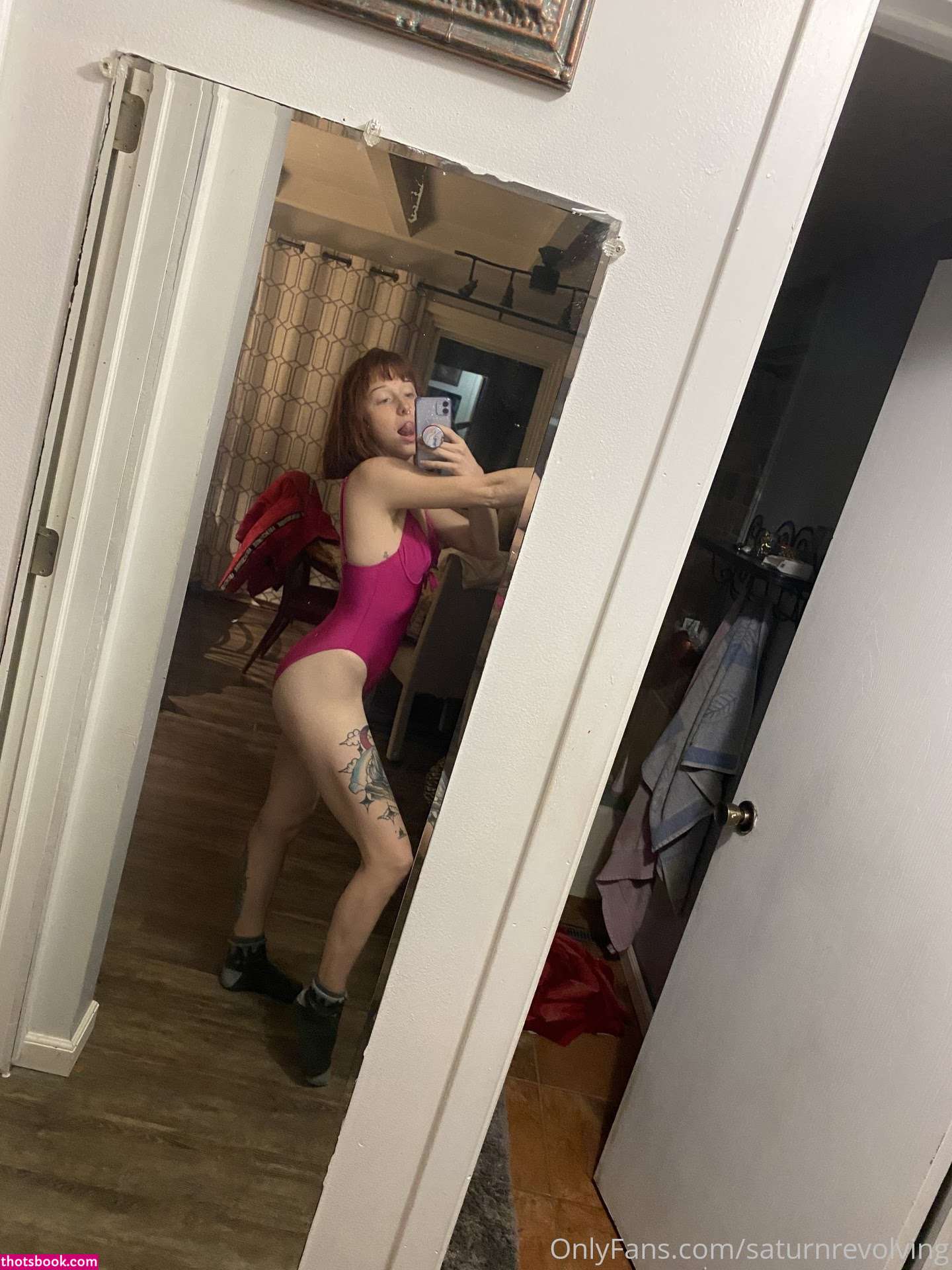 Saturnrevolving Photo #32