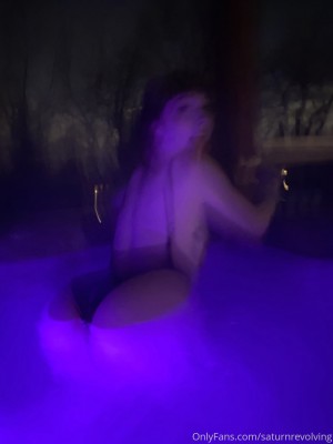 Saturnrevolving Photo #51