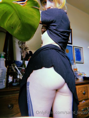 Saint Levain Photo #164