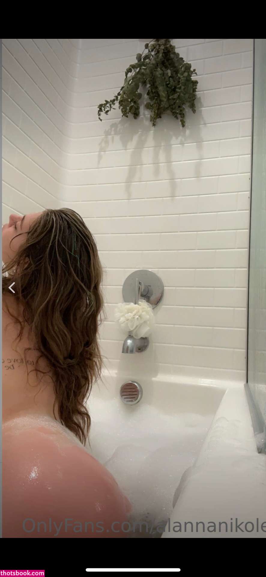 Alanna Nikole Photo #14