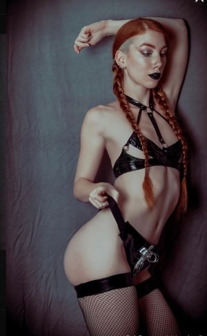 Niciaunlovelier Photo #5