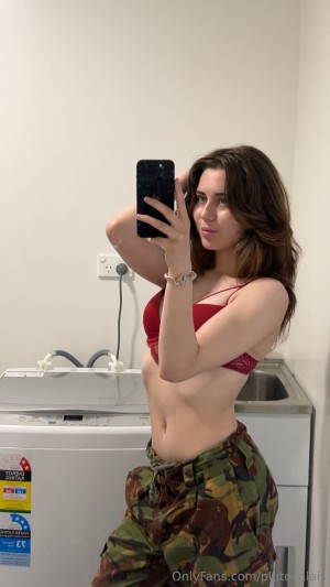 plutocalais Photo #2