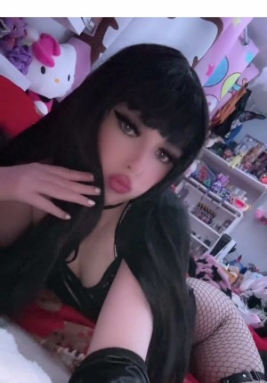 urdressupdoll Photo #36