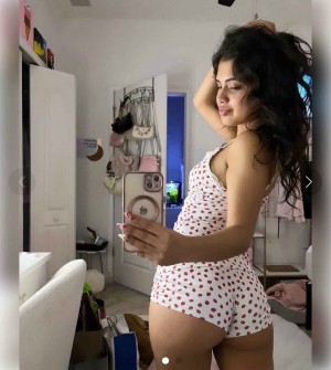 Victoria Jaimes Photo #13