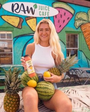 Leighton Lyons Photo #37