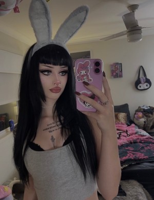 livindeadyaz Photo #15