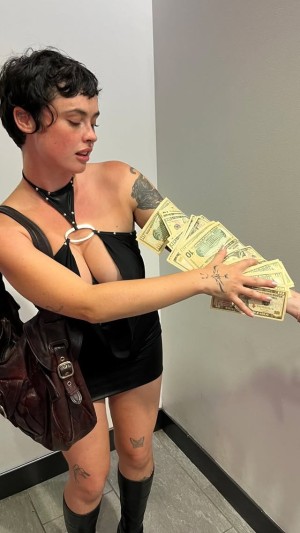 motherbimbo Photo #35