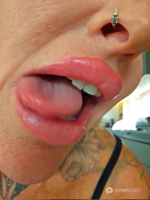 Yourmommyblair Photo #32