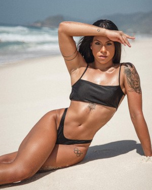 Ingrid Oliveira Photo #50