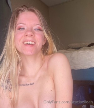 Acacia Eileen Photo #9