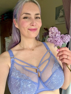 Becky Connolly Photo #6