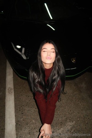 Maddy Pierce Photo #10
