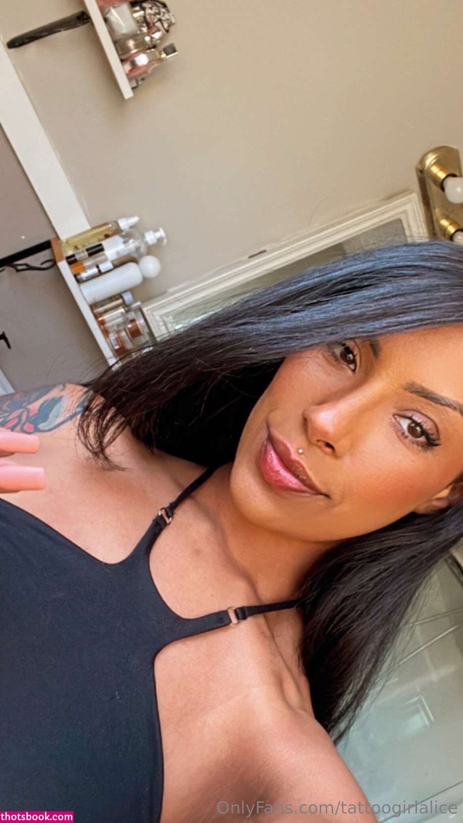 tattoogirlalice Photo #3