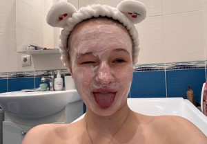 Emilyhewell Photo #43