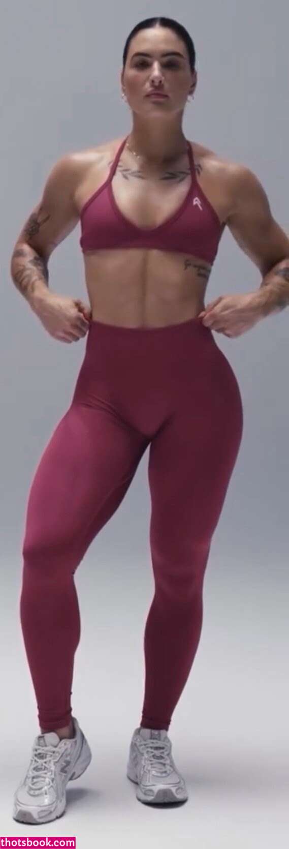 Kelly Matthews Photo #13