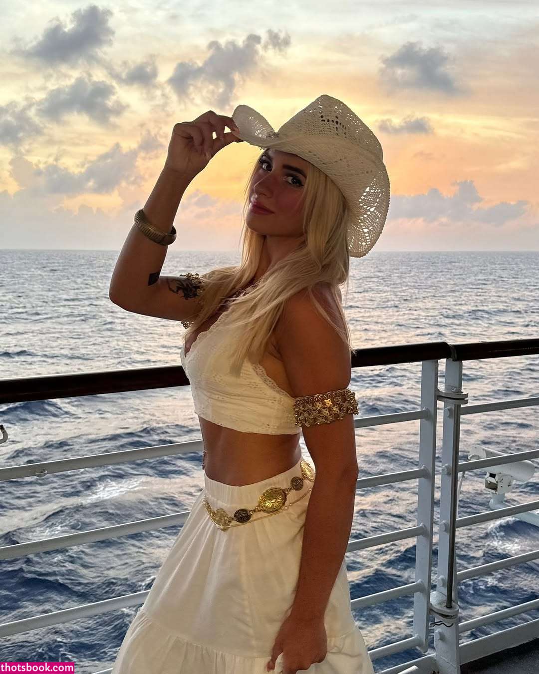 Jacqueline Laurito Photo #25