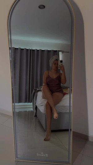 Paula Gonzalez Photo #10