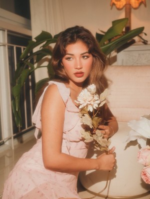 Shivani Singh Photo #4