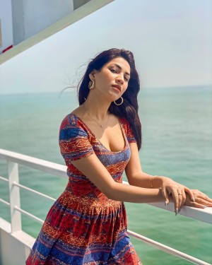 Shivani Singh Photo #14