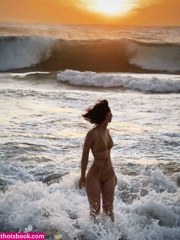 Eizzil Eltsihw Photo #25