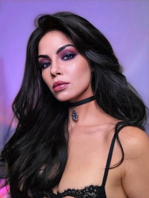 Eizzil Eltsihw Photo #20