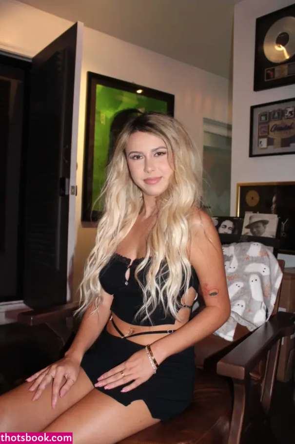 Haliey Welch Photo #6