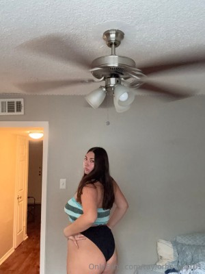 Taylor Johnson Photo #31