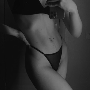 Anna Petryniak Photo #19