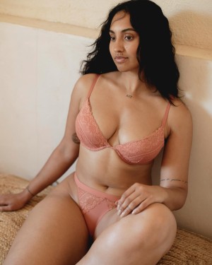 Aurea Febraio Photo #26