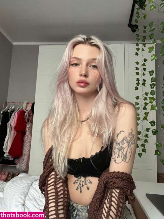 Ayovtasila Photo #28