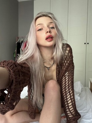 Ayovtasila Photo #27