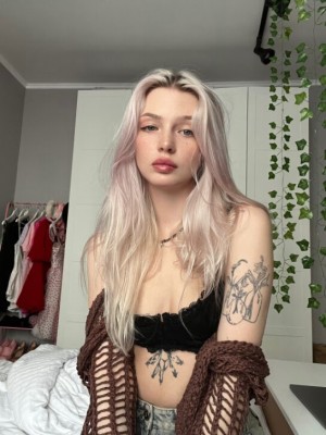 Ayovtasila Photo #28