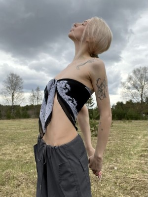 Ayovtasila Photo #30