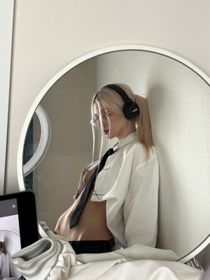 Ayovtasila Photo #32