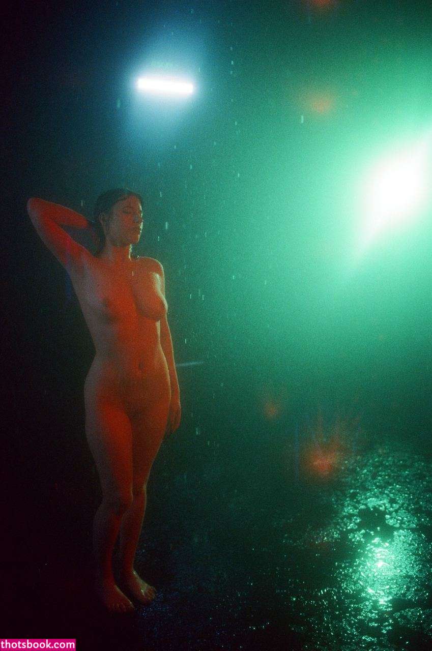 Lonely Kristy Photo #1