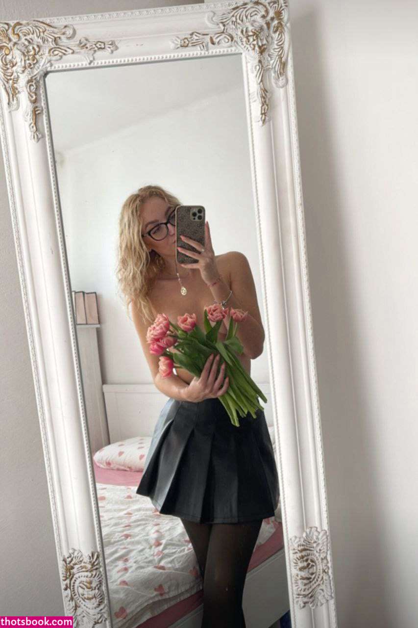 Leonakrobova Photo #34