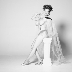 Mika Romantic Photo #10