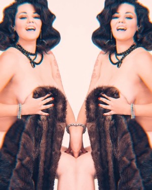 Mika Romantic Photo #11