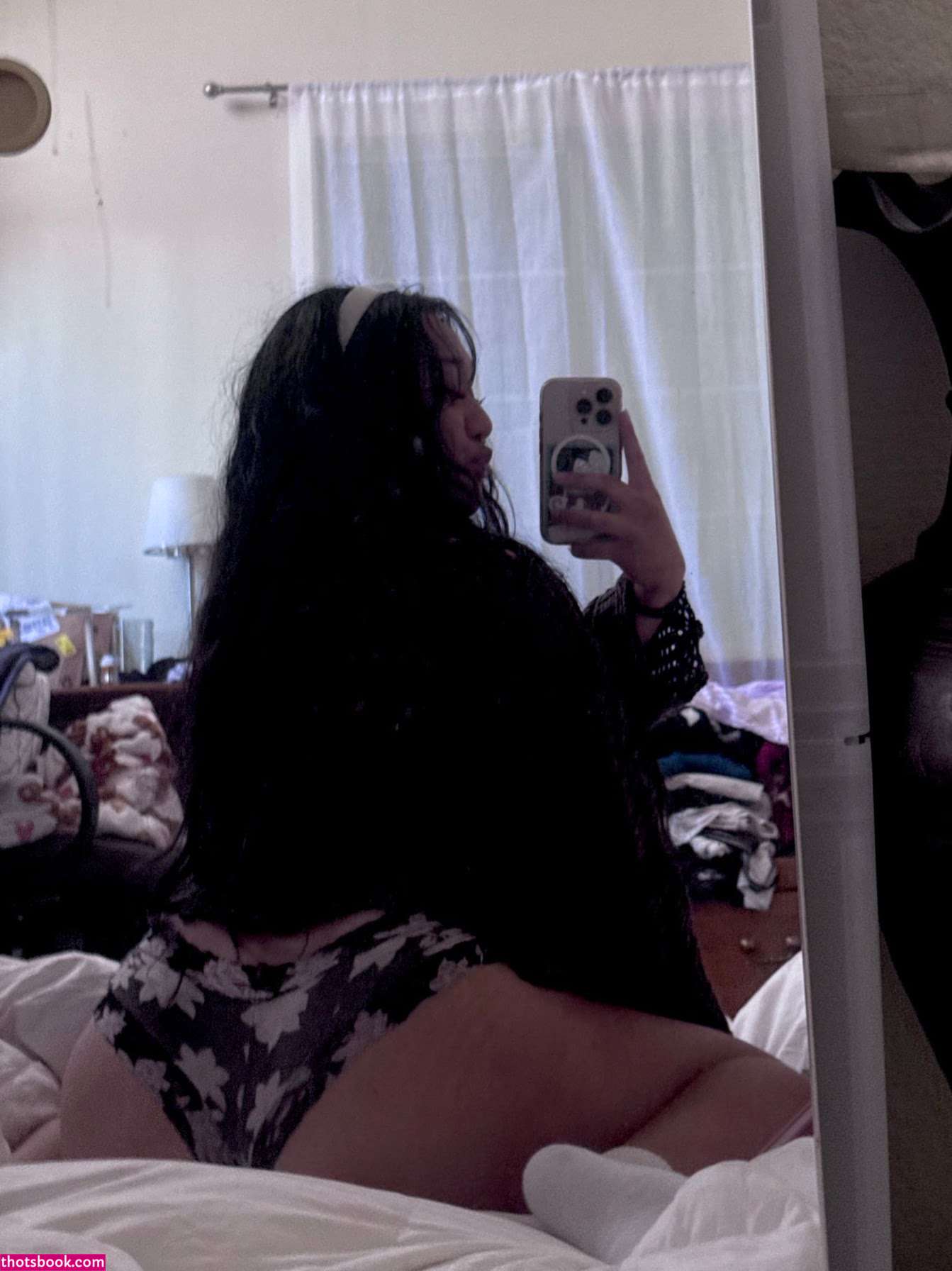 nvrcissistic Photo #22