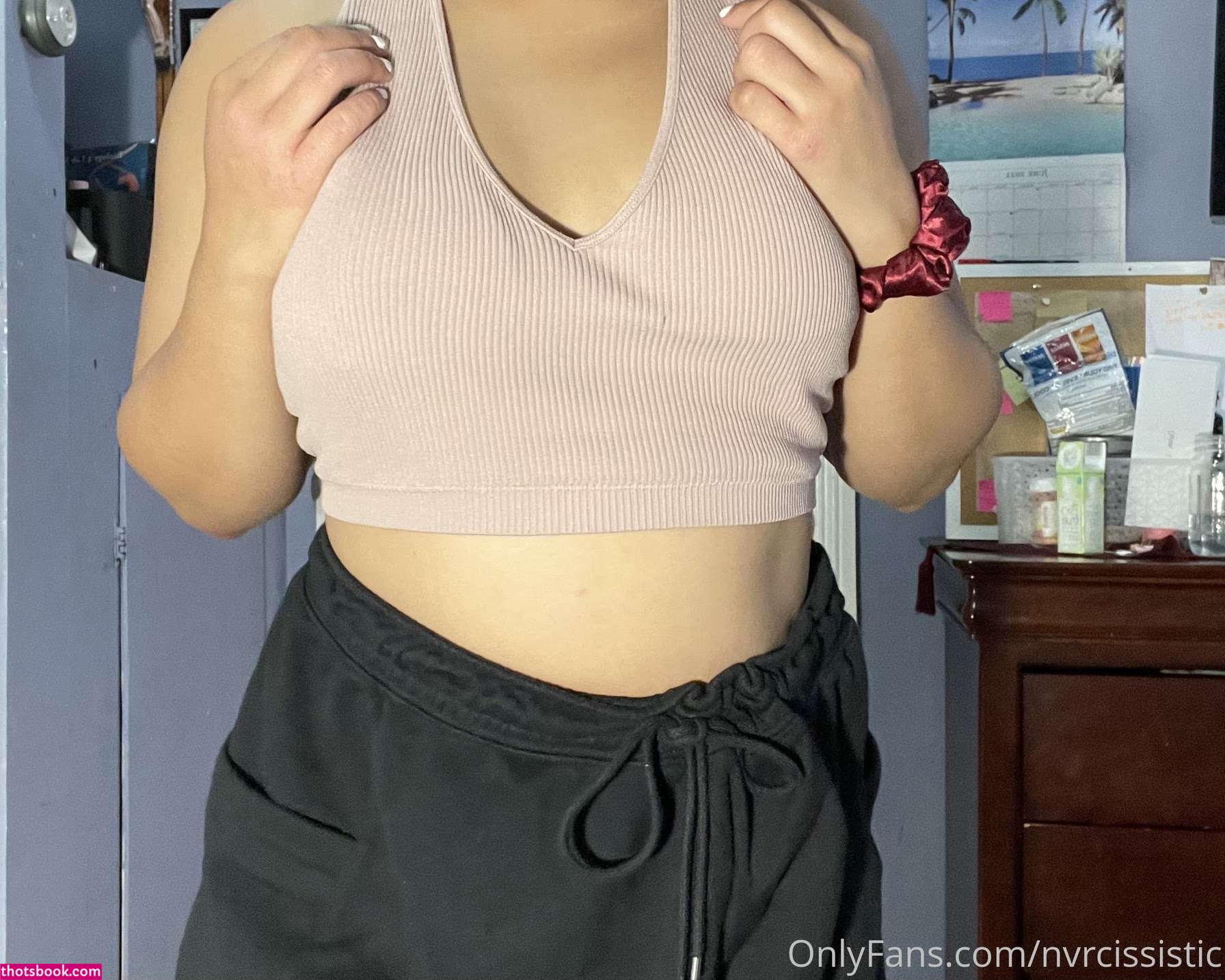 nvrcissistic Photo #25