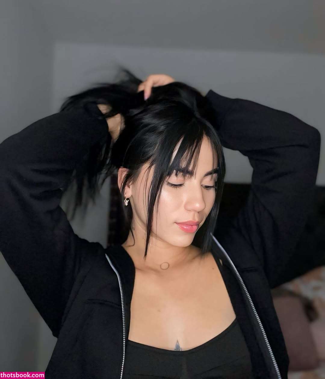 Sam Lewins Photo #34