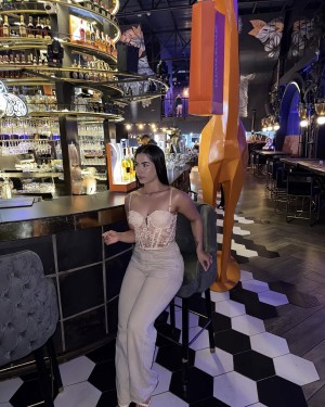 Sam Lewins Photo #28