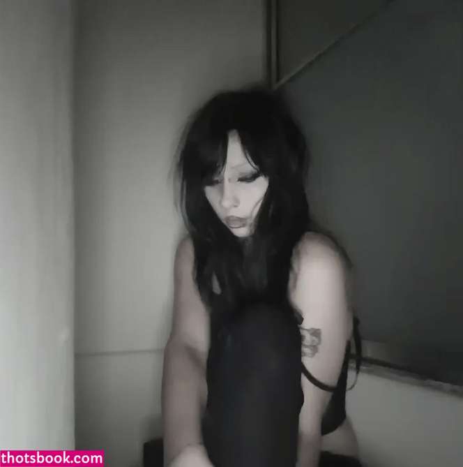 xsleepingcatx Photo #13