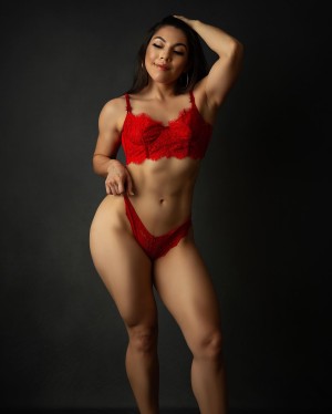 Vivian Saldana Photo #4