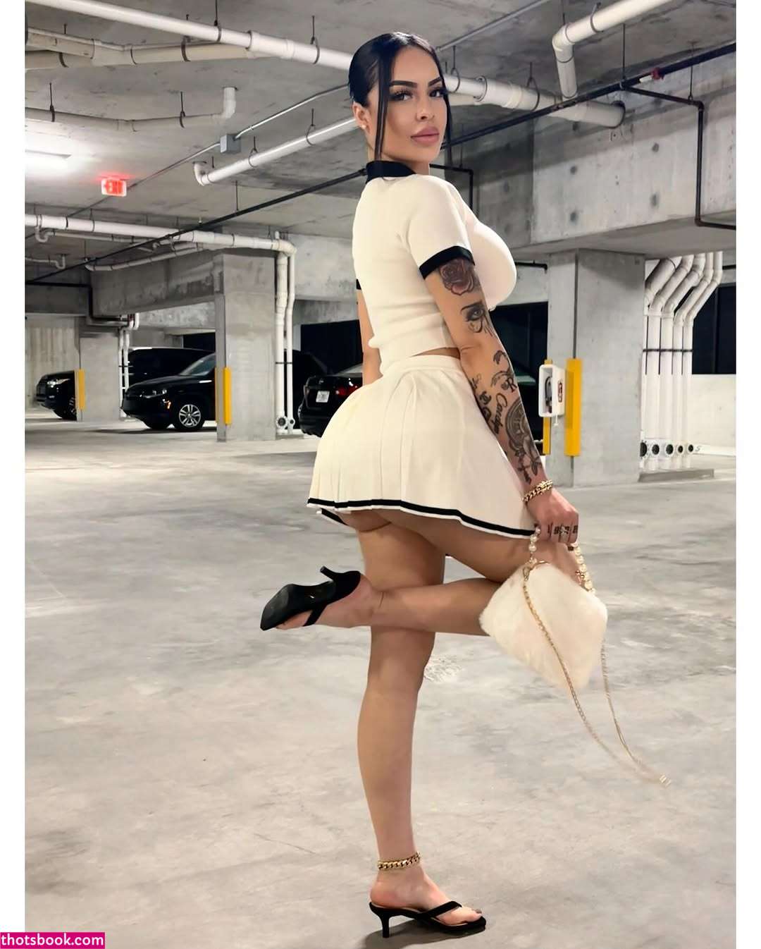 Yellaadoll Photo #11