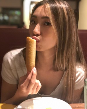 Michelle Chin Photo #23