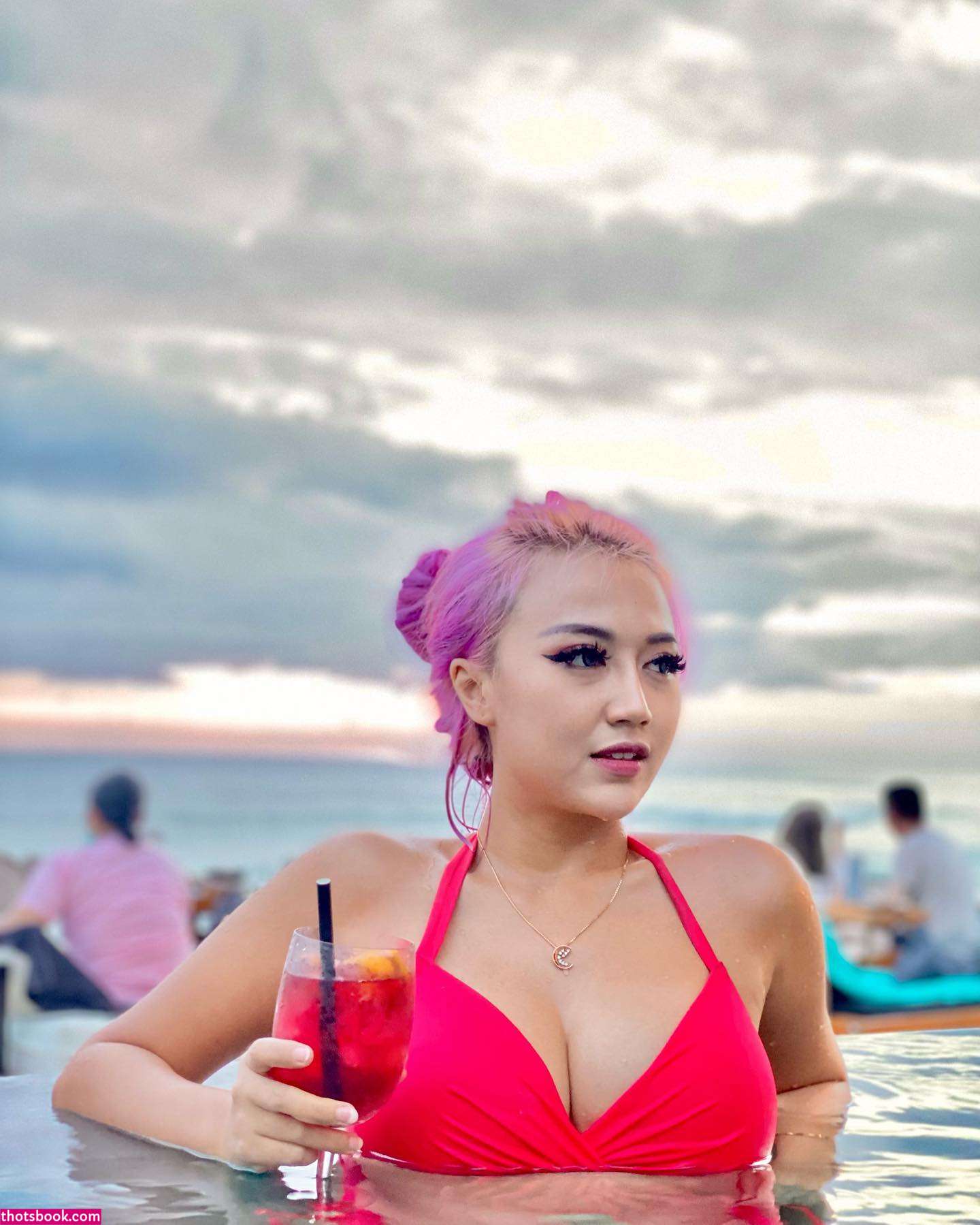 Pocong Peramal Photo #9